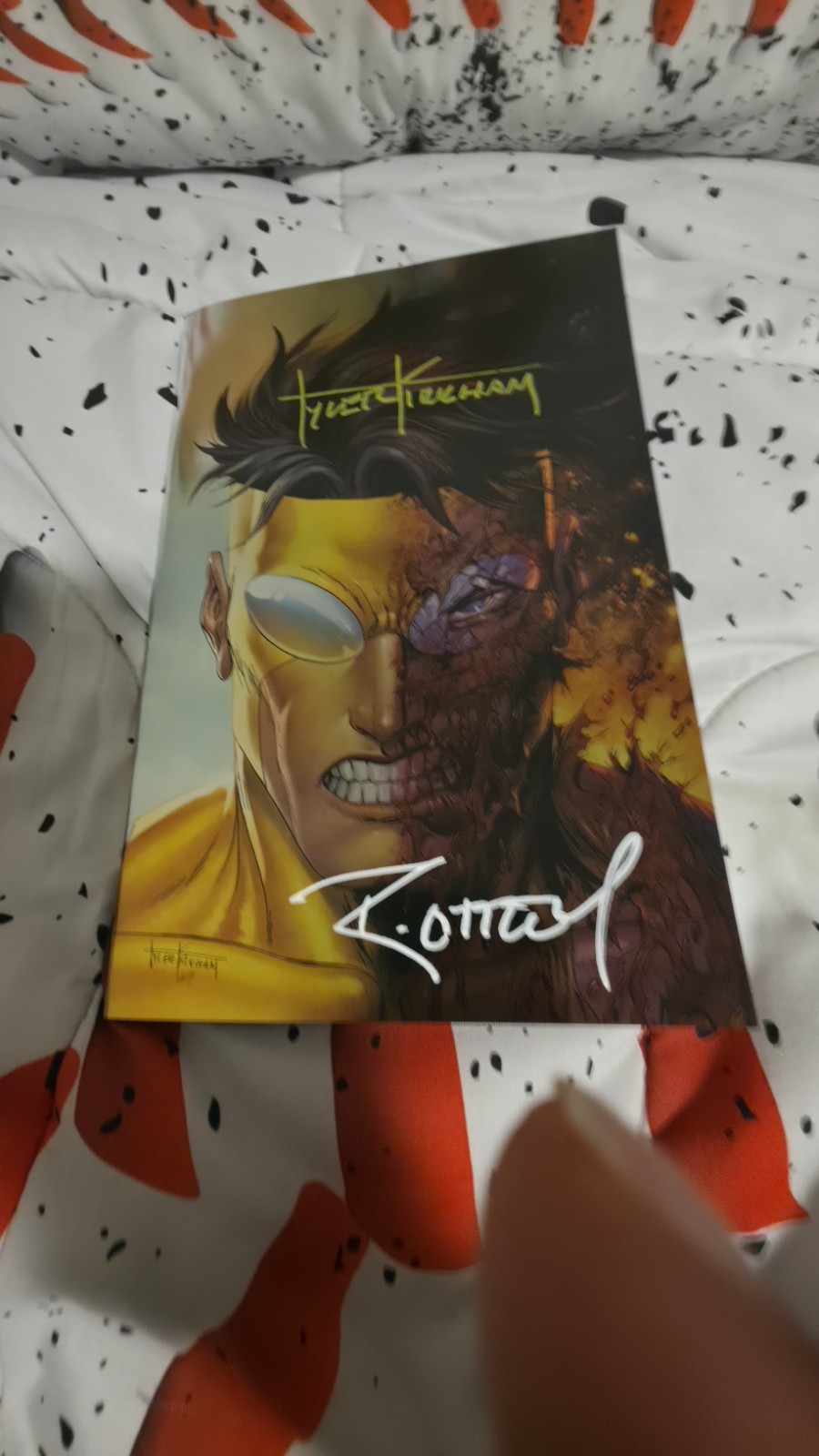 🔥 SIGNED INVINCIBLE RETURNS FACSIMILE ED.  #1 KIRKHAM/OTTLEY Virgin Foil W/COA