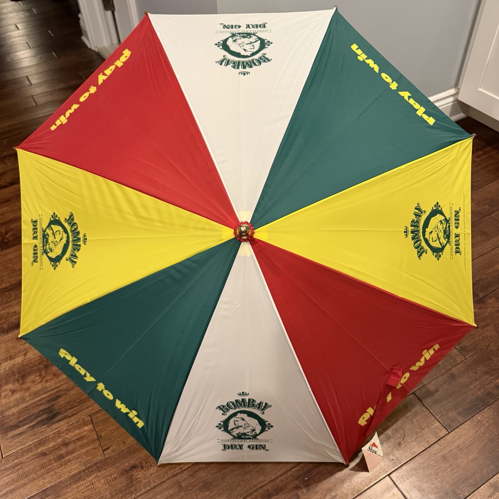 Vintage 1986 Bombay Dry Gin Umbrella New w/ Tag Wood Handle Advertising Promo