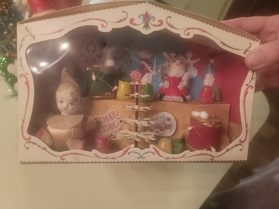 Vintage Handmade Diorama Using Japanese 1950s Spun Cotton Ortaments See Descript