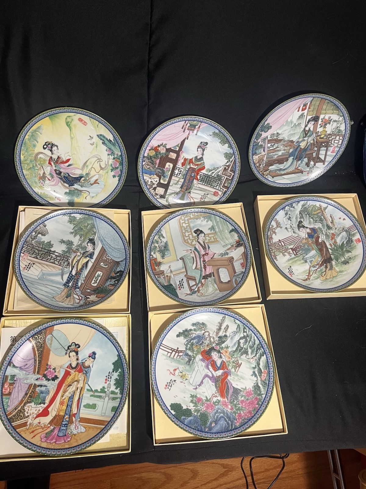 imperial jingdezhen  porcelain plates “beauties of red mansian” lot of 8