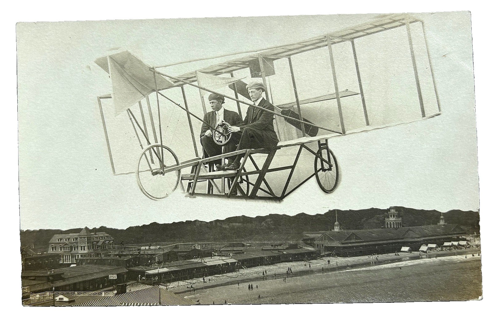 Antique photo 1912 RPPC Aircraft Narragansett Pier Rhode Island Antique photo 1912 RPPC Aircraft Narragansett Pier Rhode Island