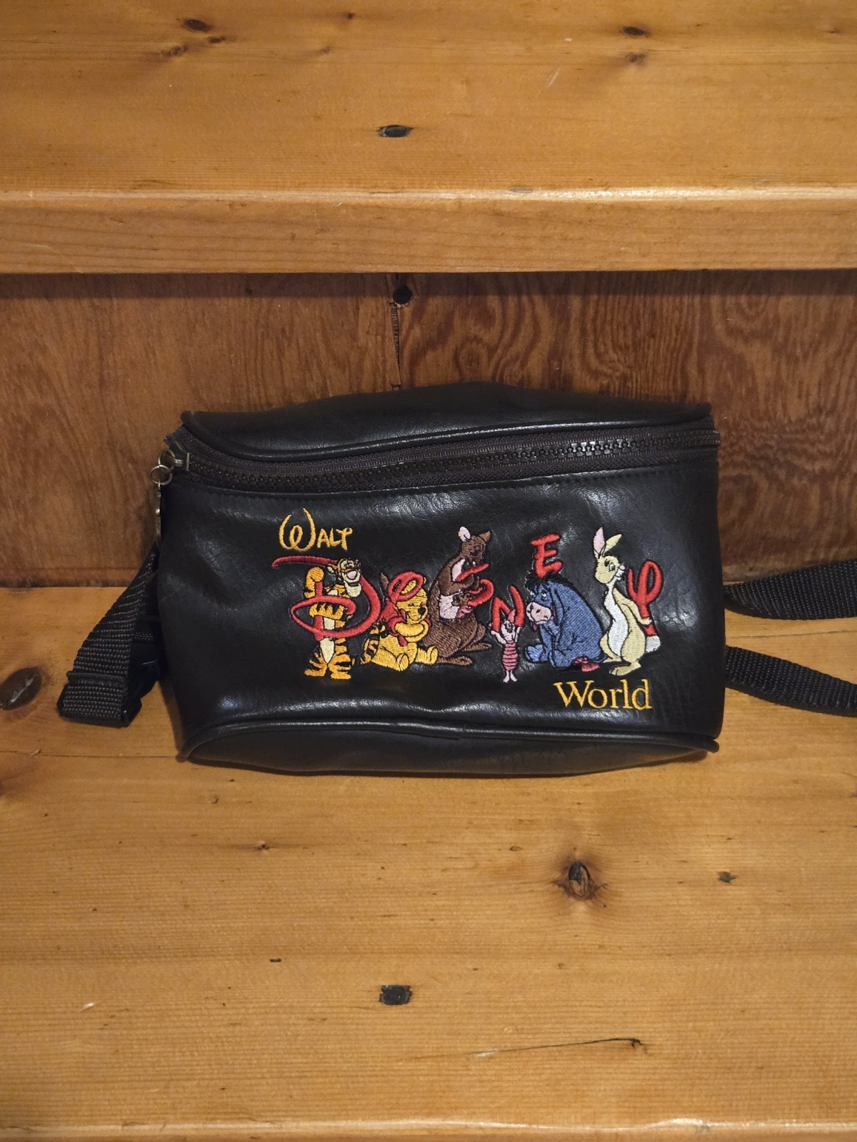 1999 Rare Vintage Y2K Walt Disney World Embroidered Crossbody Fanny Pack 