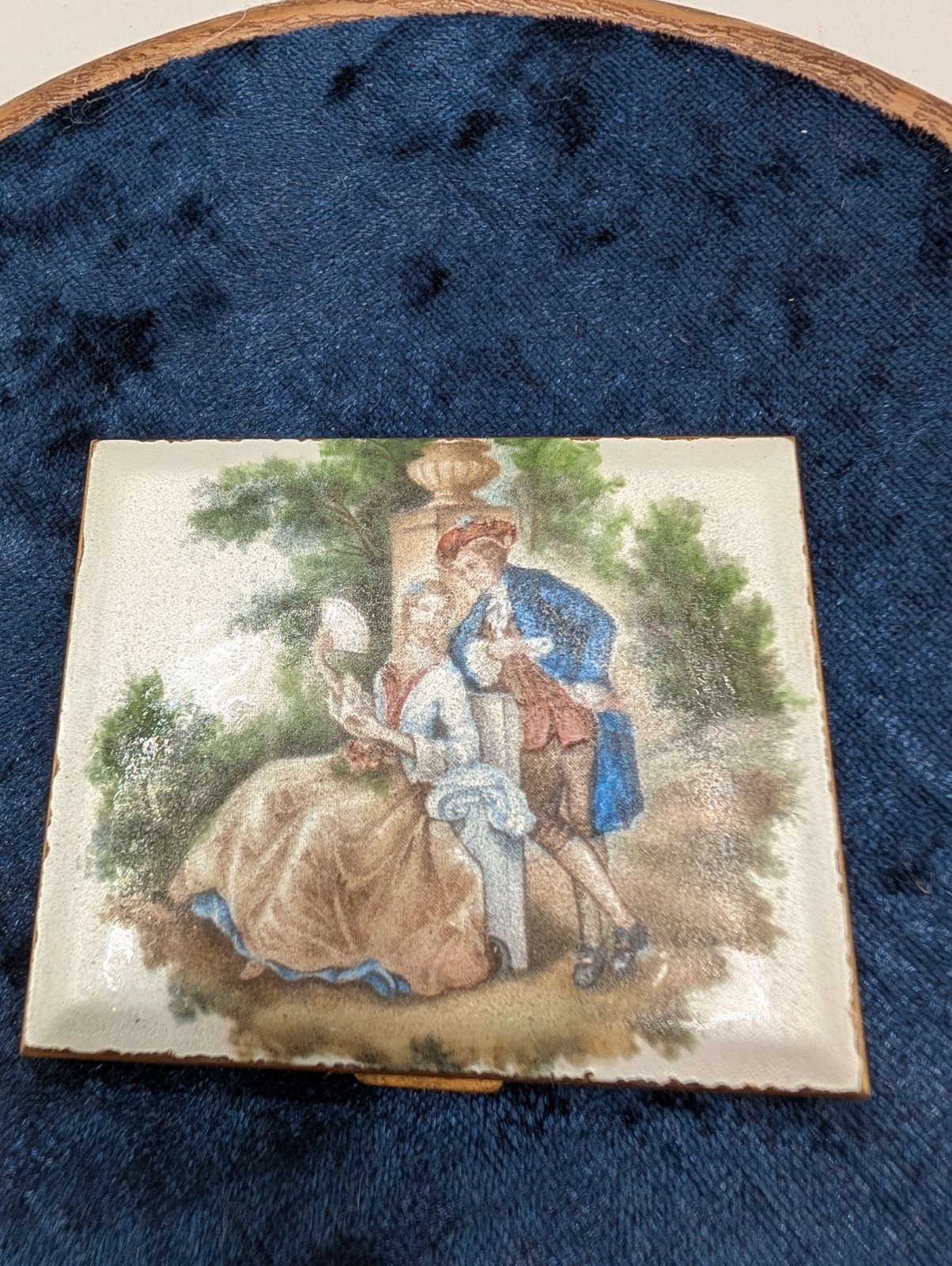 Vintage Porcelain Compact, Romantic,Love