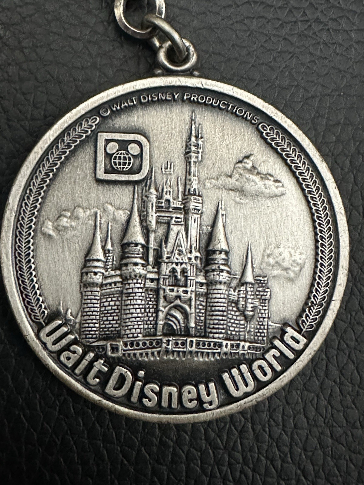 Vintage 1970s Walt Disney World Medallion Key Chain