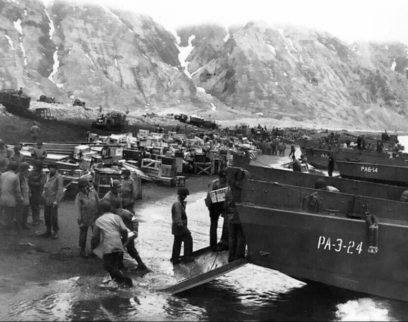 WW2 WWII Photo World War Two / US Troops Landing on Attu Alaska ...