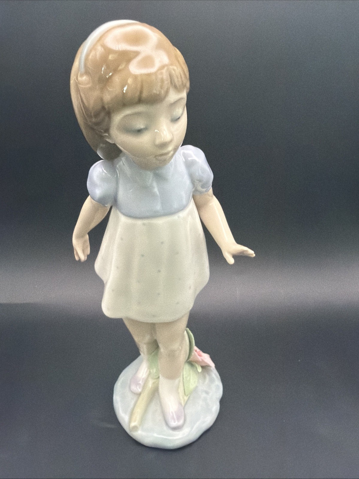 Lladro  # 5040 \