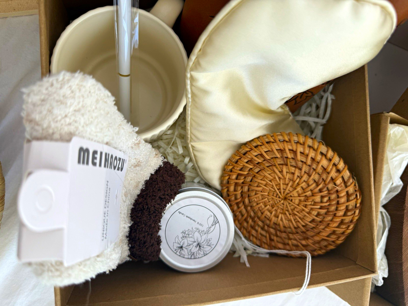 Lot of 6 Gift Box: Journal, Tin Candle, Cozy Socks, Pen, Bowl, Pillow & Coaster