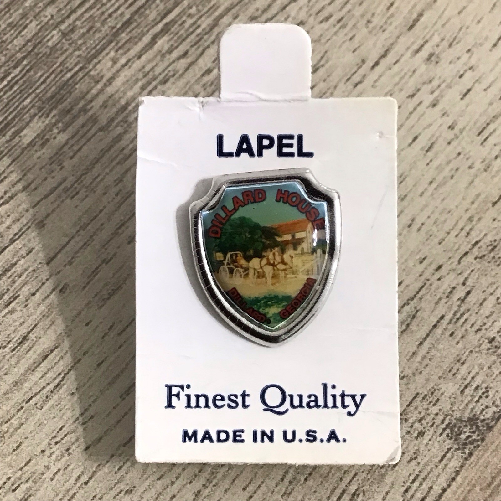 Dillard House Dillard Georgia Lapel Pin Travel Souvenir