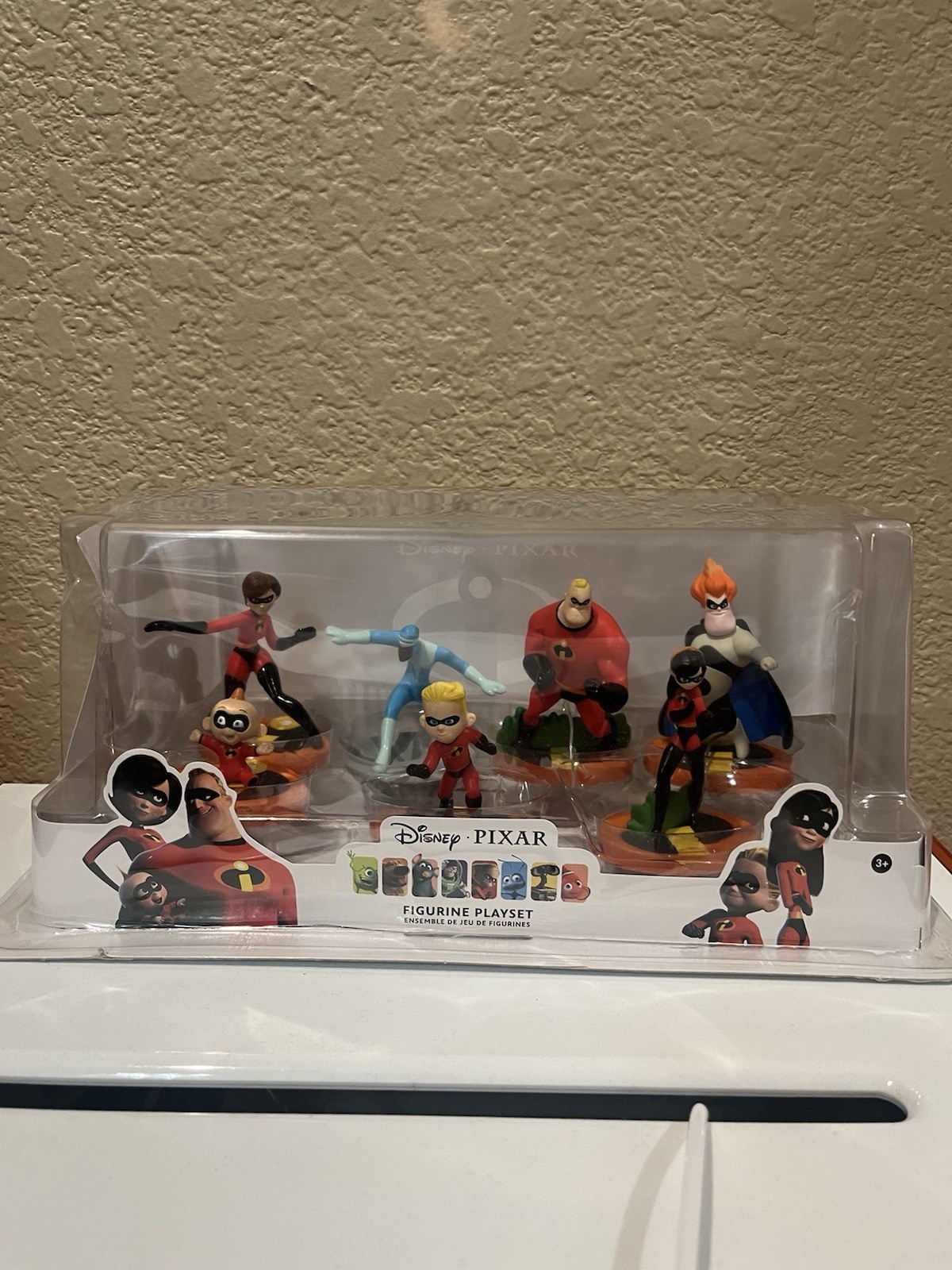 Disney Store Pixar The Incredibles 7-Pack Figurine Playset Movie The Incredibles