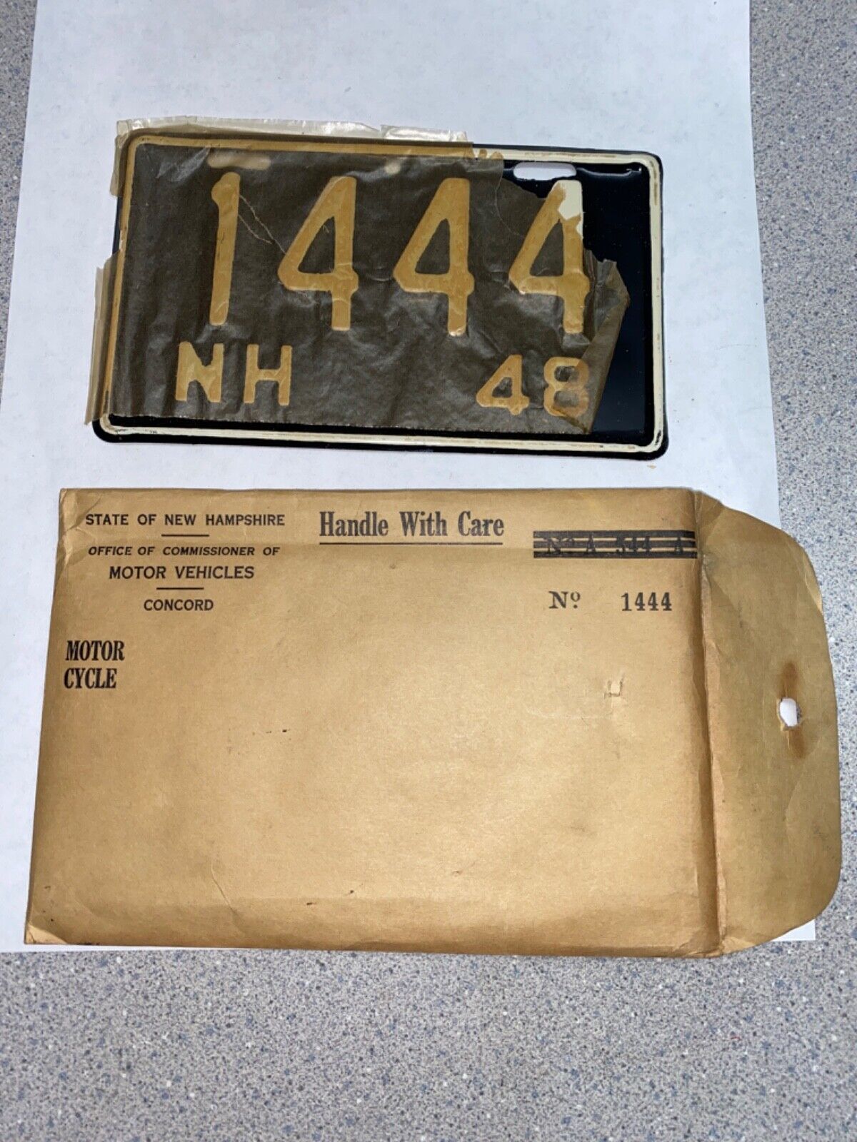 Vintage NOS NH Motorcycle License Plate 1948 With Original Envelope