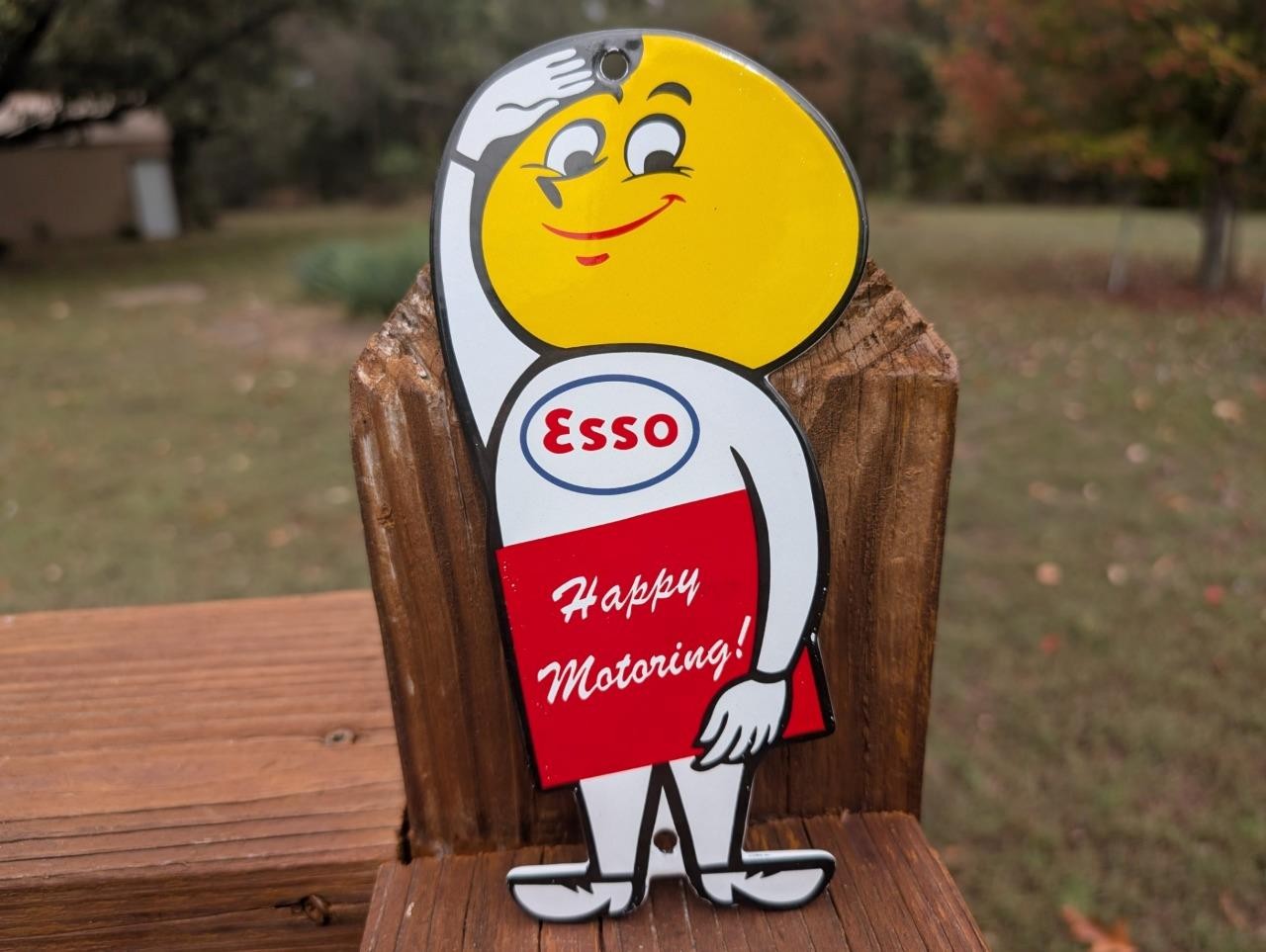 PORCELAIN ESSO BOY HAPPY MOTORING ADVERTISING SIGN DOOR PUSH PLATE GAS & OIL