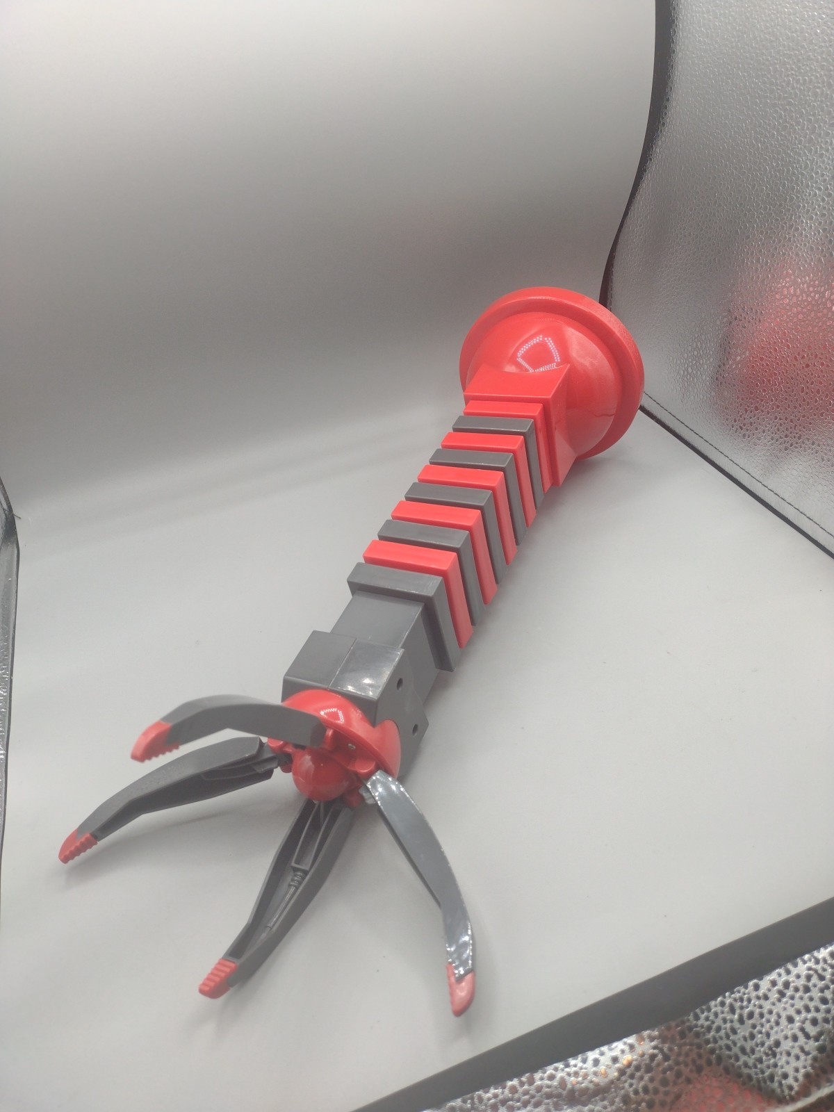 The Incredibles - Disney On Ice - Omnidroid Arm - Souvenir 