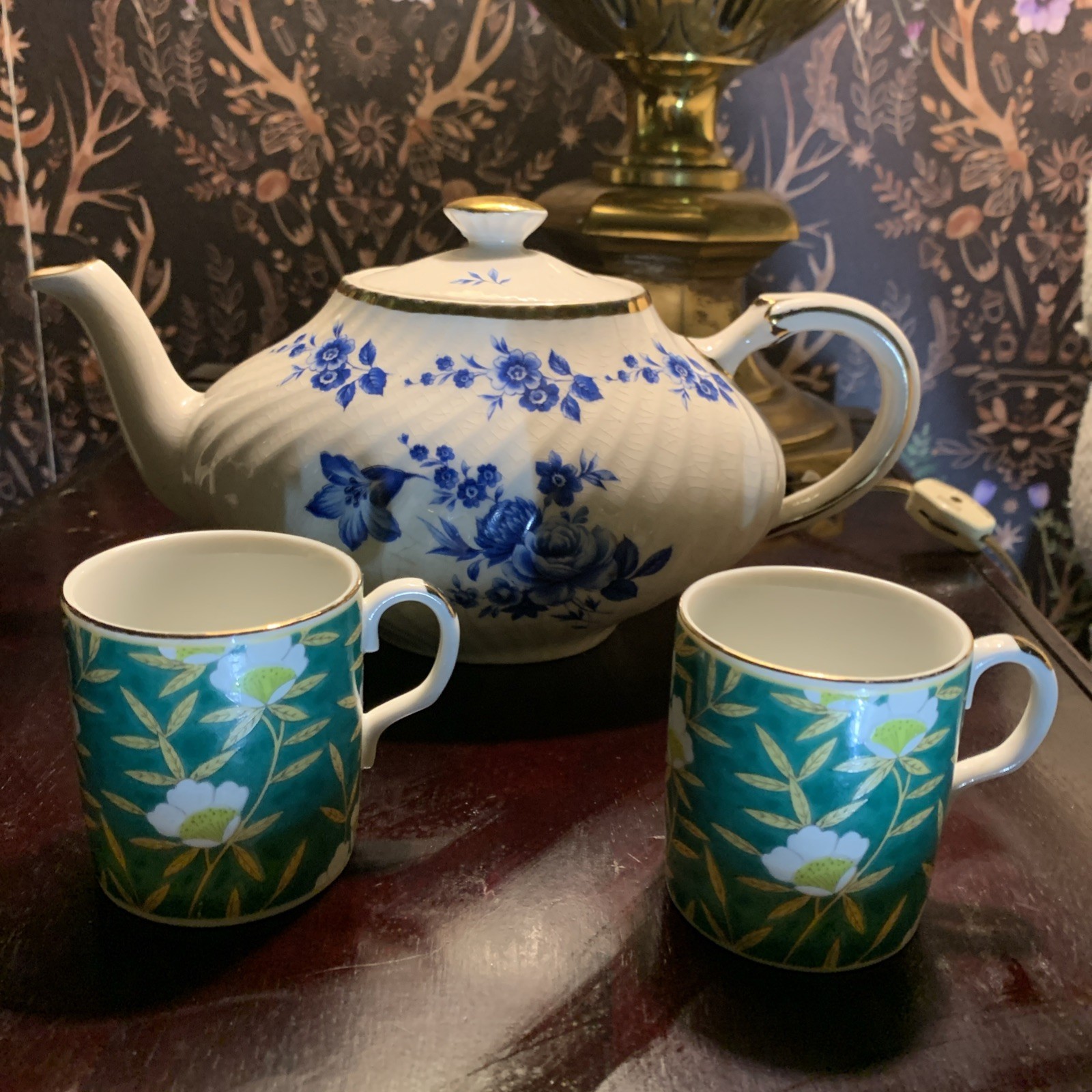 Vintage Arthur Wood England Teapot 4755 & 2 Japanese Meikoku Arita Ware Cups