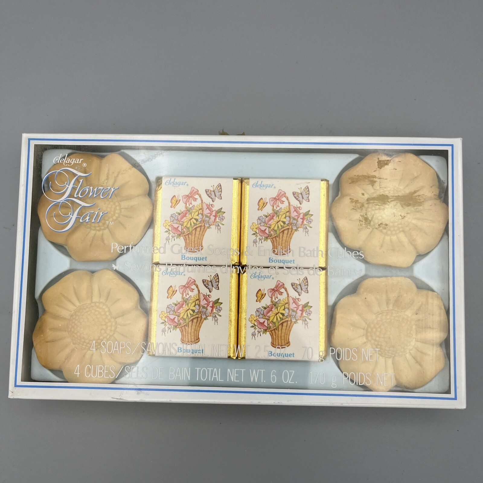 Delagar English Bath 4Cubes Bohquet + 4 Flower Guest Soaps Vintage Box Set Delagar English Bath 4Cubes Bohquet + 4 Flower Guest Soaps Vintage Box Set