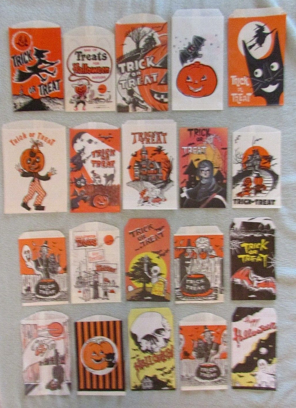 20 Vtg & Modern Halloween Paper Trick or Treat Candy Bag Lot Cowboy Bat Witch