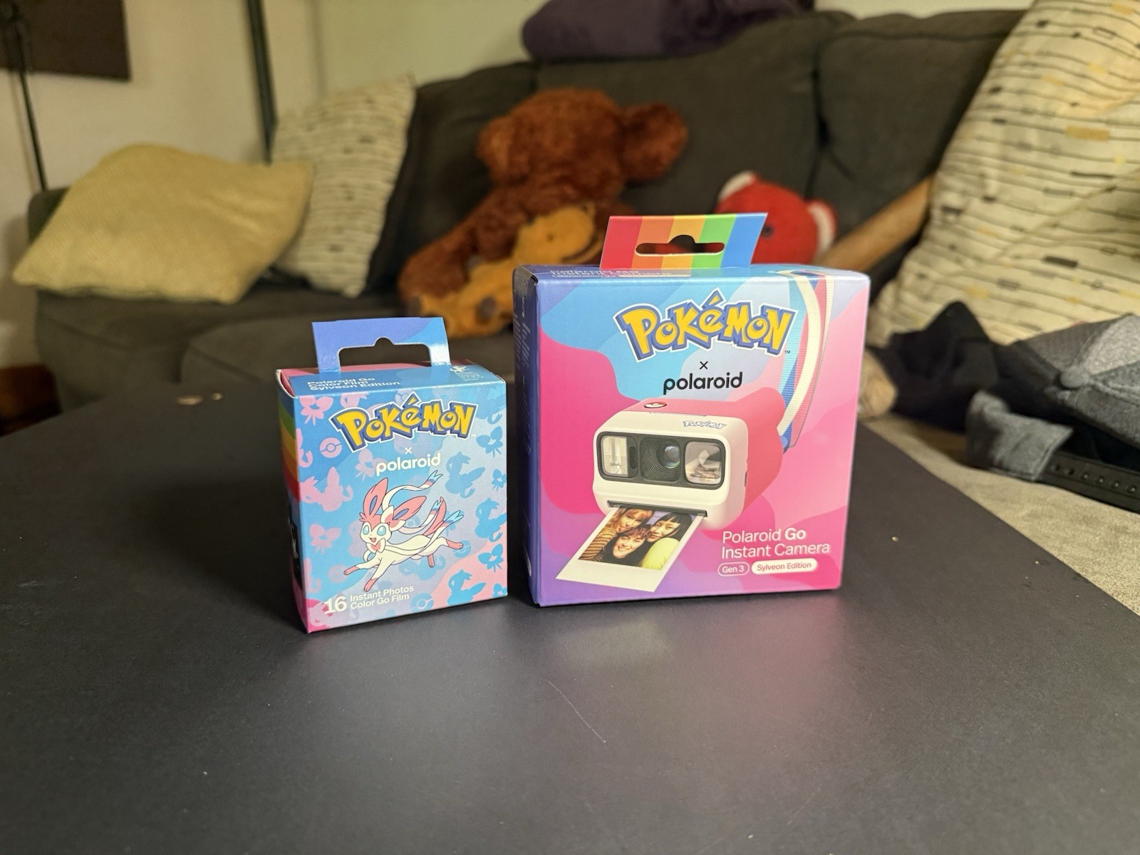Pokemon x Polaroid Go Instant Camera Gen 3 Sylveon Edition + 16 Film Pack New