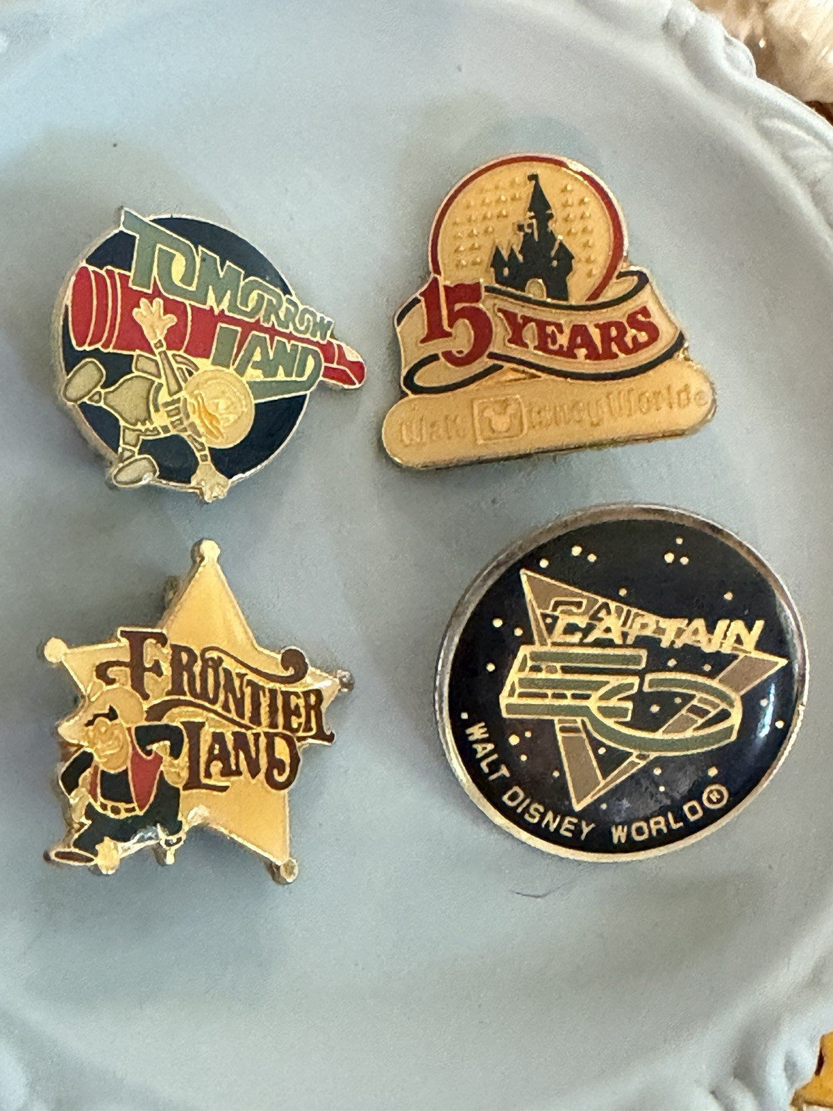 4 Pin Lot 1986 Walt Disney World Epcot Center Captain EO Tomorrow Frontier Land