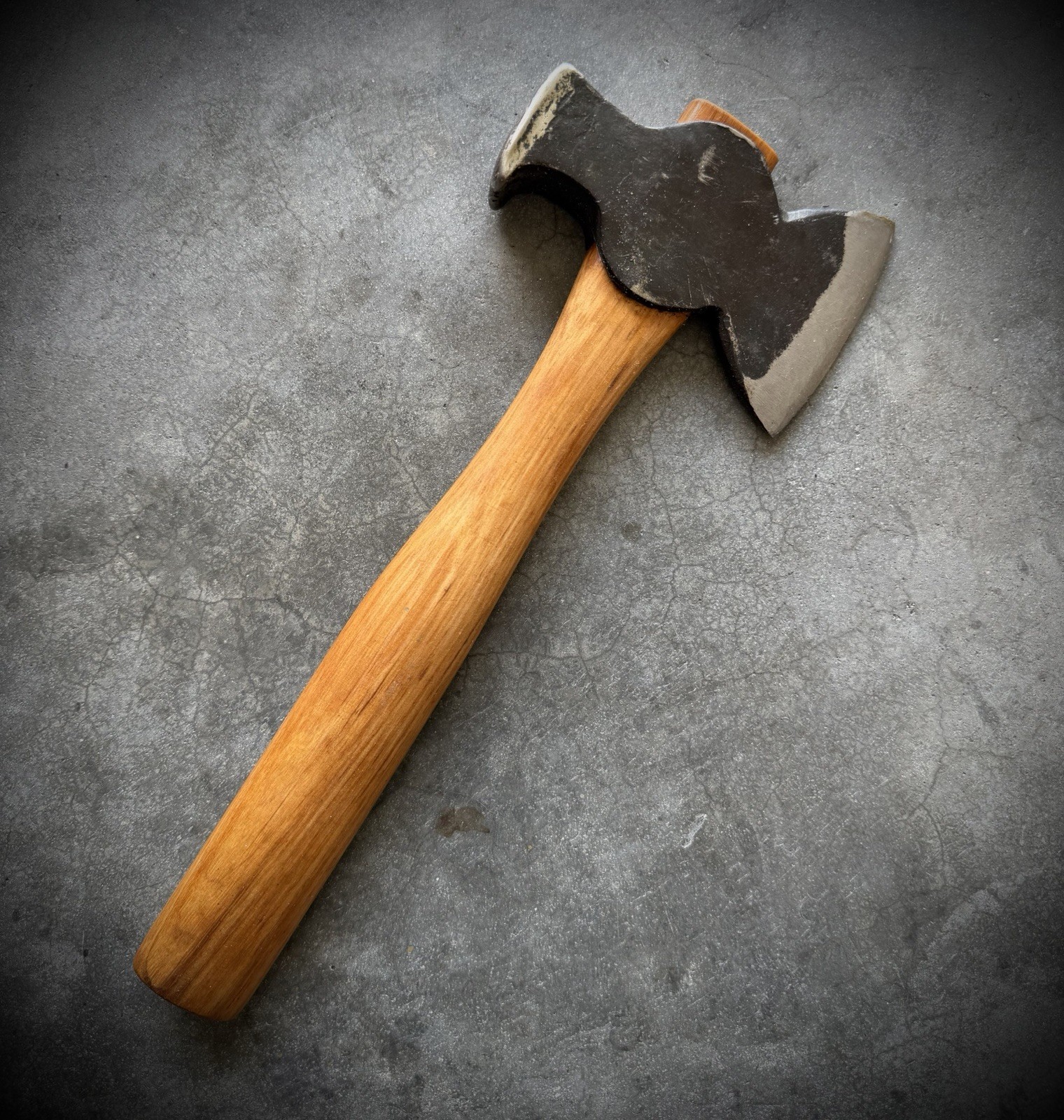 Vintage Rehandled Roofing Shingling Hatchet Axe Hartwell Hickory Handle