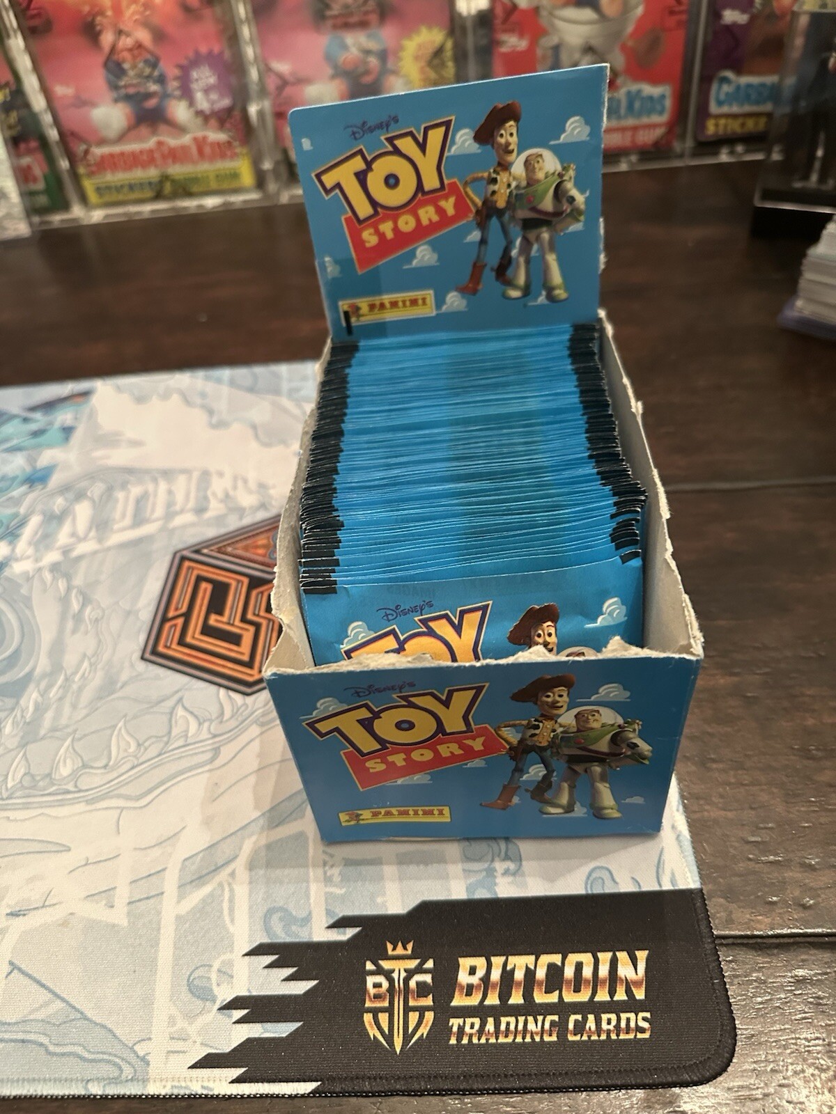 (1) Sealed Pack 1995 TOY STORY Panini Italy Sealed Trading Card/Stickers