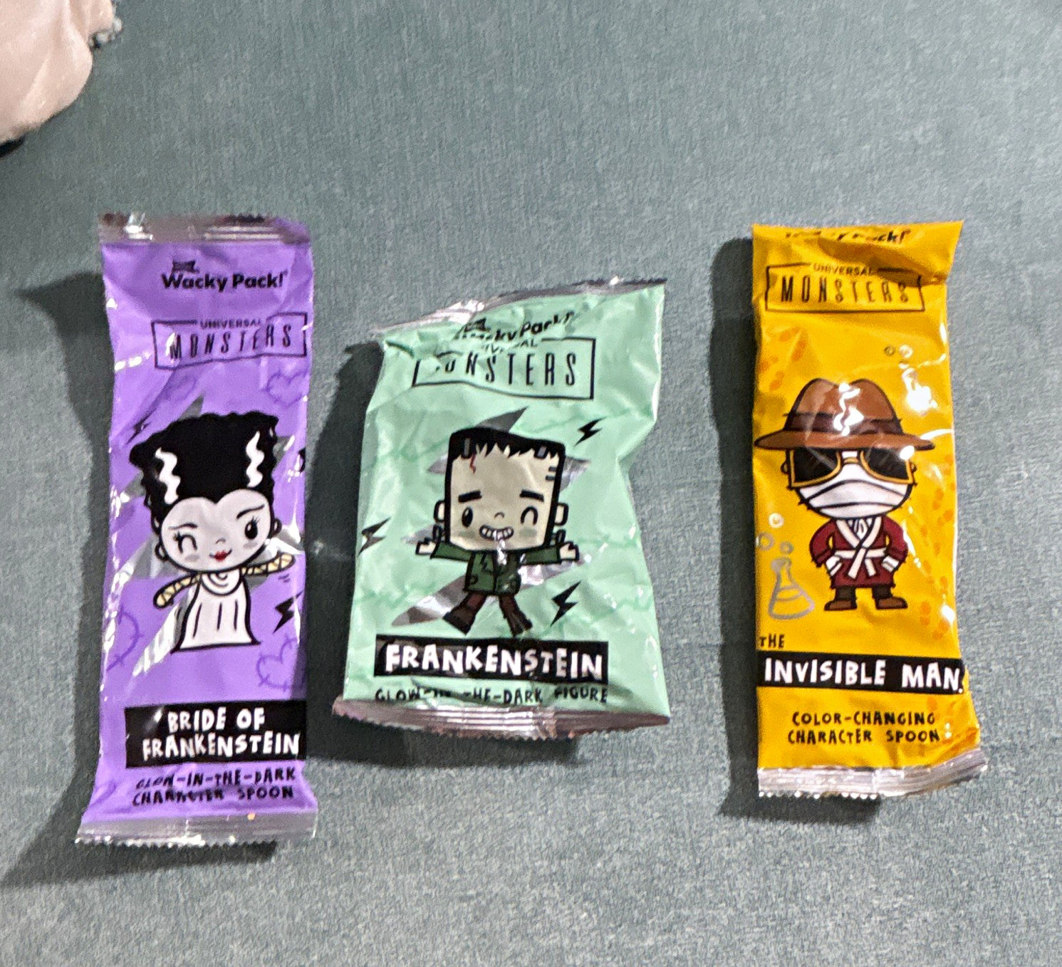 Universal Monsters Glow-in-the-Dark/Color-Changing Wacky Pack 3pc Set