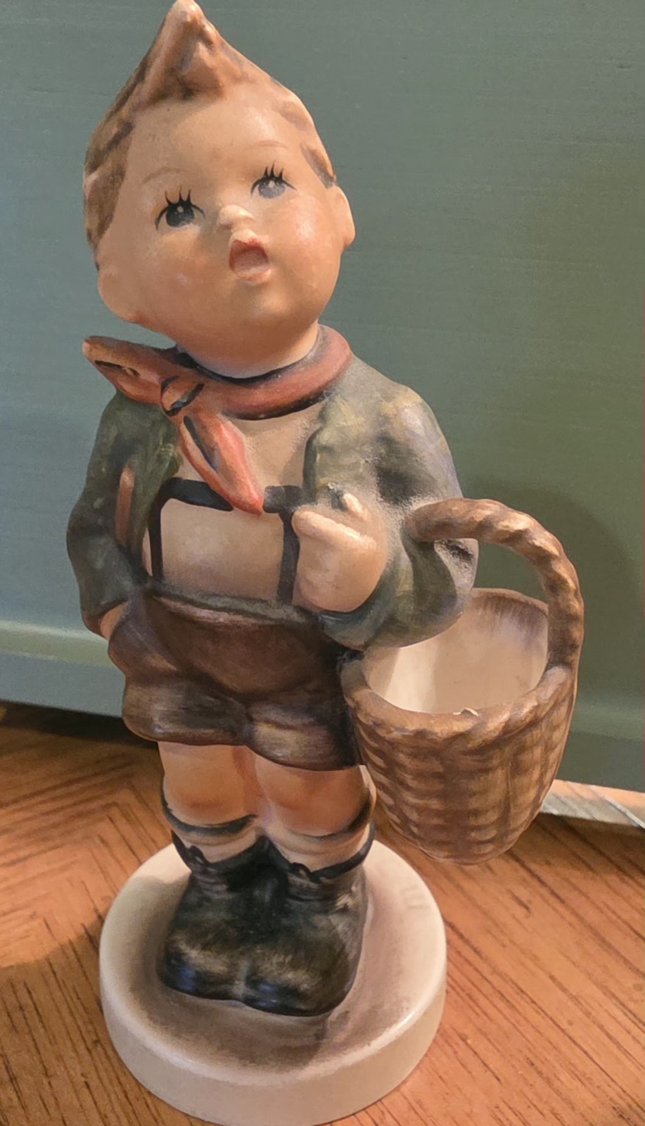 Vintage Goebel Hummel Village Boy Figurine 51 2/0 TMK 5 Last Bee W Germany 4\