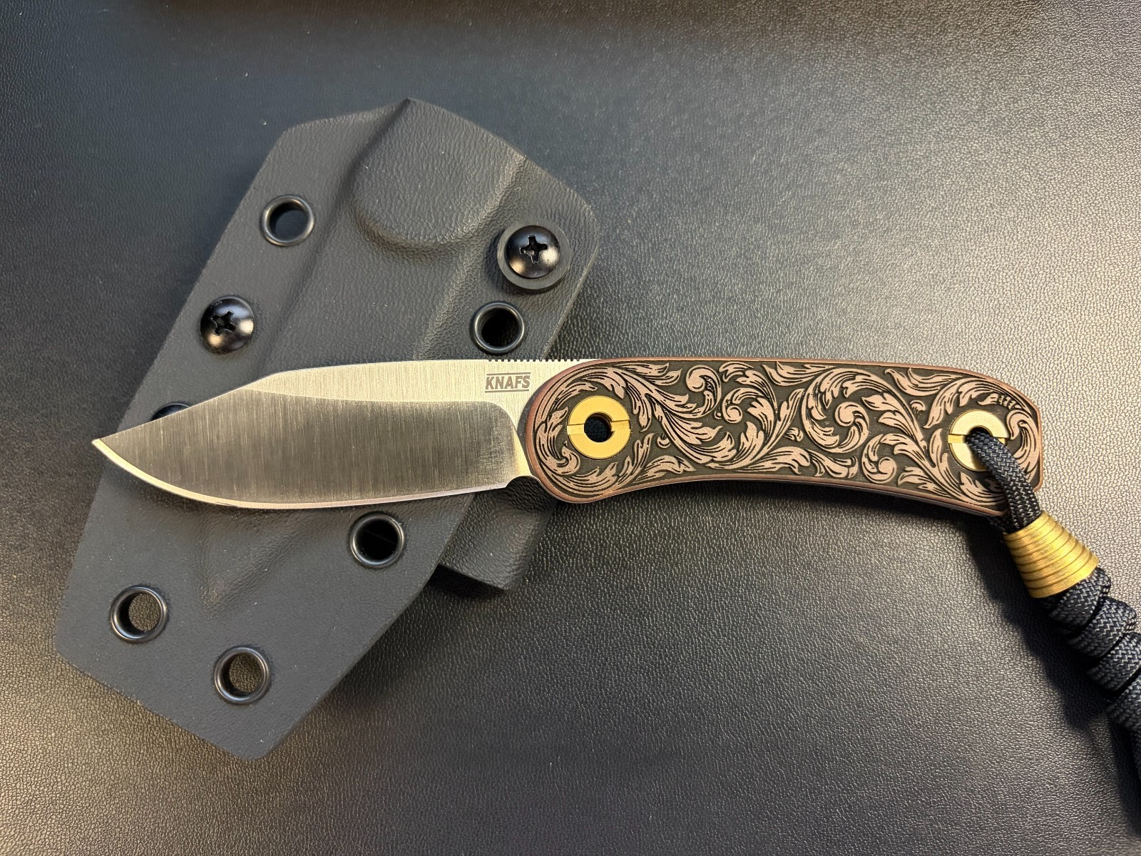 Knafs Limited Edition Lander 4 - Filigree Paper Micarta - Clip Point S35VN Knafs Limited Edition Lander 4 - Filigree Paper Micarta - Clip Point S35VN