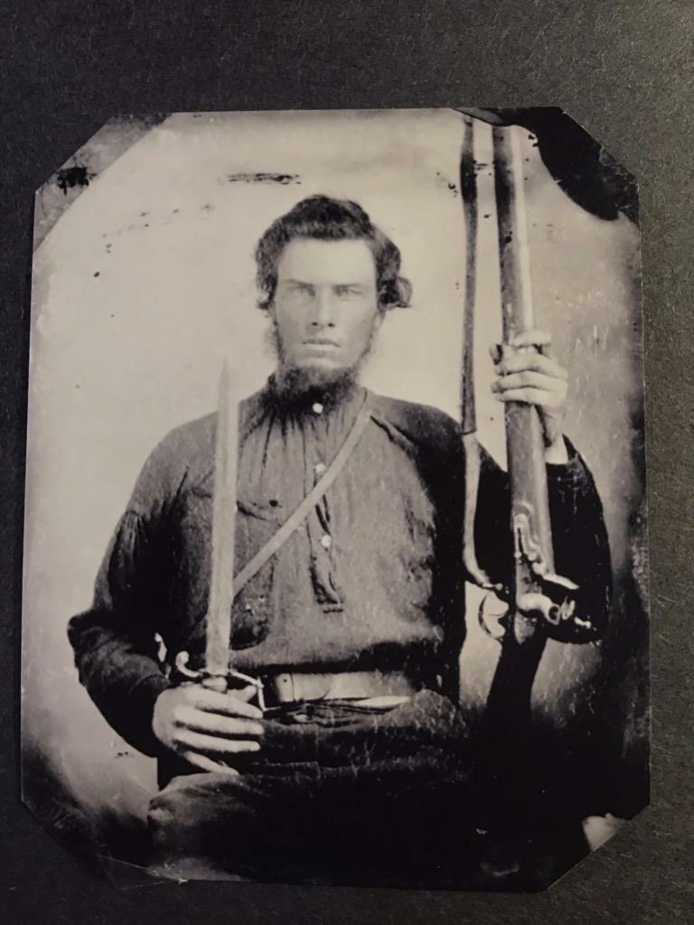 Sixth-Plate Civil War Confederate Soldier Tintype C2367RP