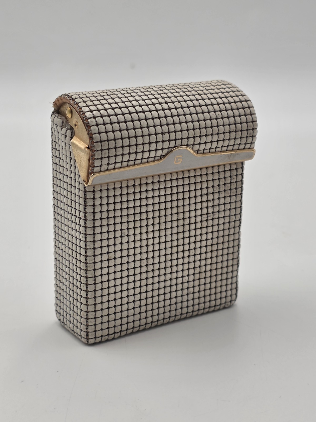 Rare Vintage Glomesh Style White Metal Mesh Cigarette Case Gold Tone Flip Top