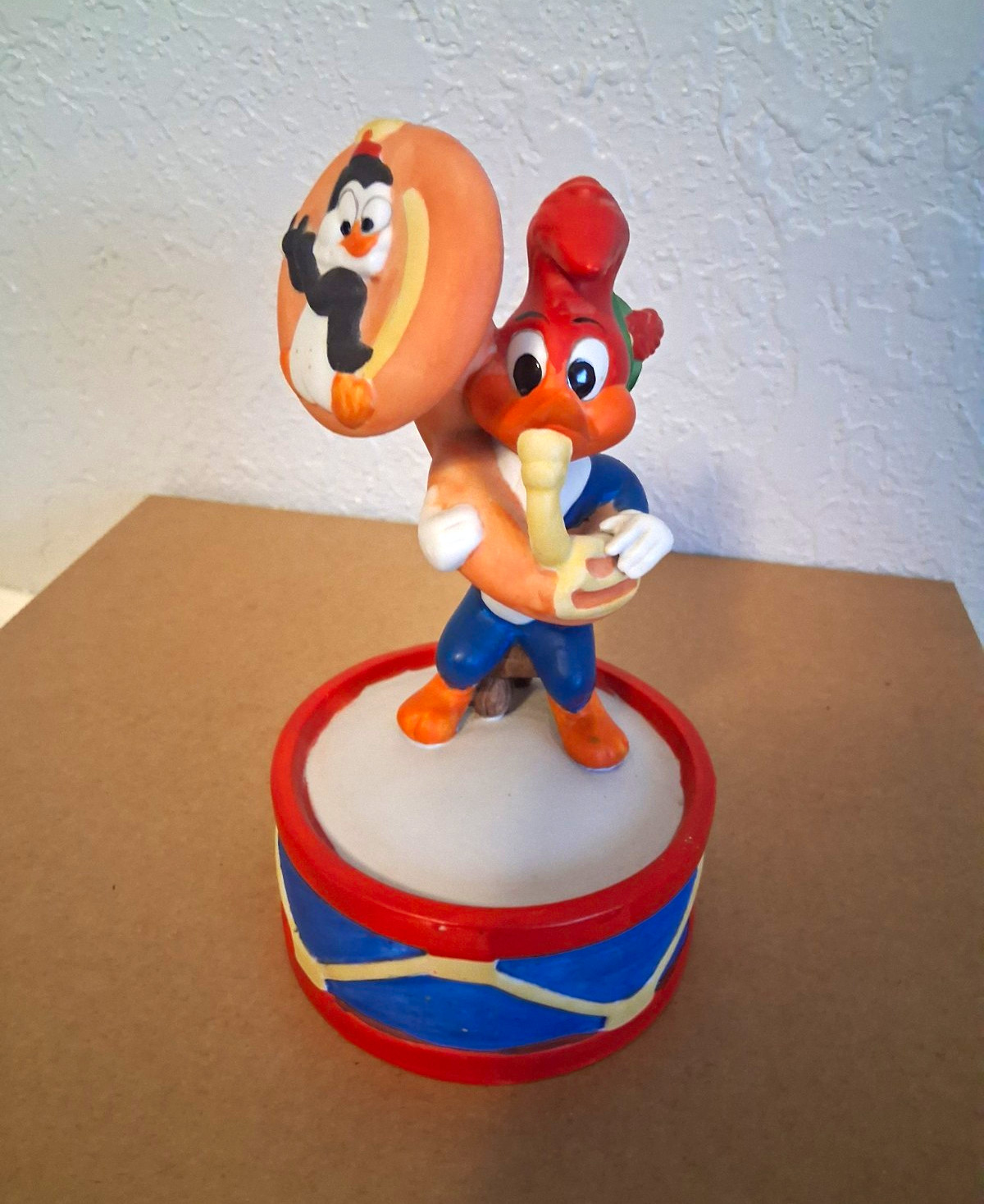 Vintage Walter Lantz Woody Woodpecker Playing Saxophone Drum Music Box Figurine
