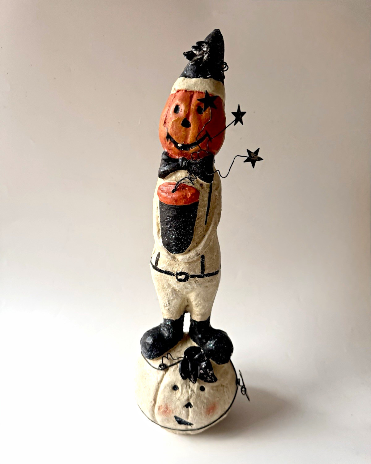 primitive halloween paoer mache folk art pumpkin jack-o-lantern decor