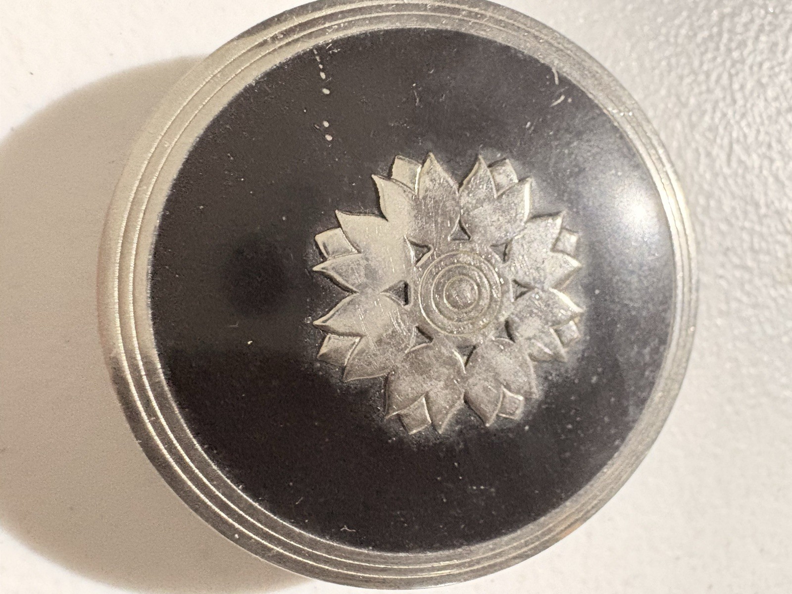 Vintage RICHARD HUDNUT Ladies Compact Rare 1930s Round Powder Makeup