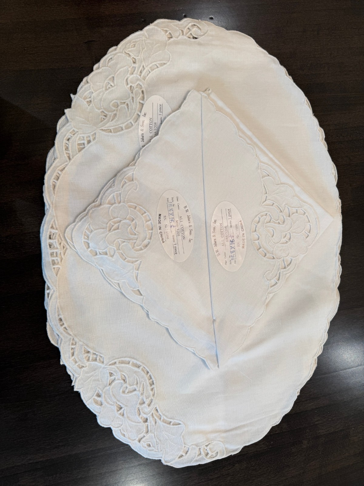 BM Jabara Vint White Cotton Cutwork Embroidery Placemat & Napkin 4 Each Oval New