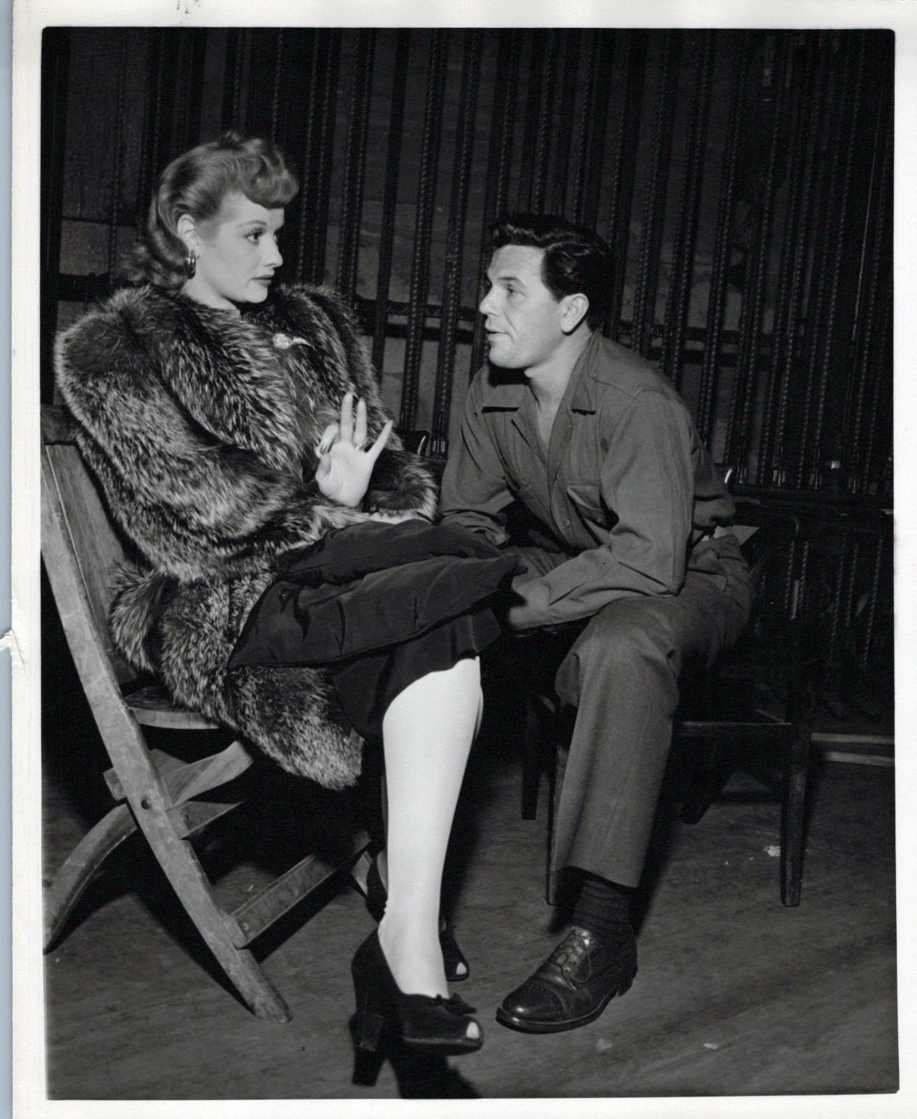 HOLLYWOOD 1944 LUCILLE BALL + JOHN GARFIELD BEHIND SCENES PORTRAIT PHOTO MA46