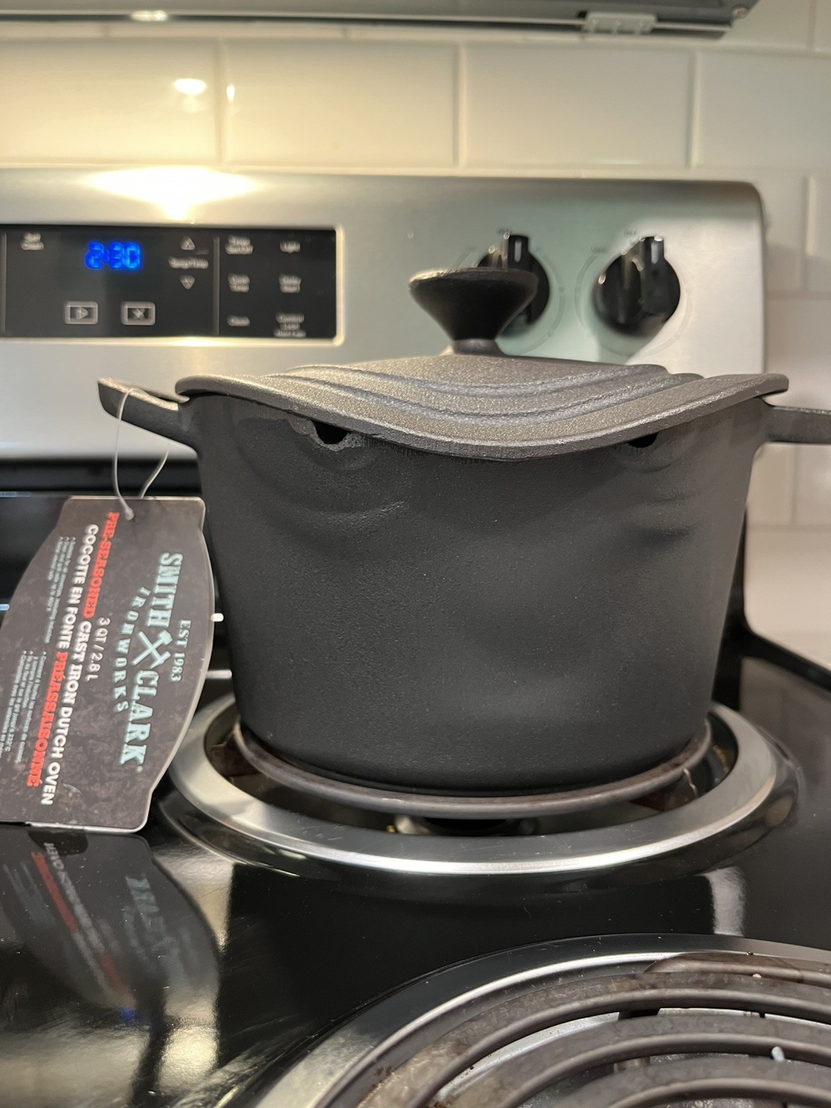 RARE HTF Smith & Clark 3 Qt Quart Cast Iron Dutch Oven Steam Eyes - BRAND NEW RARE HTF Smith & Clark 3 Qt Quart Cast Iron Dutch Oven Steam Eyes - BRAND NEW