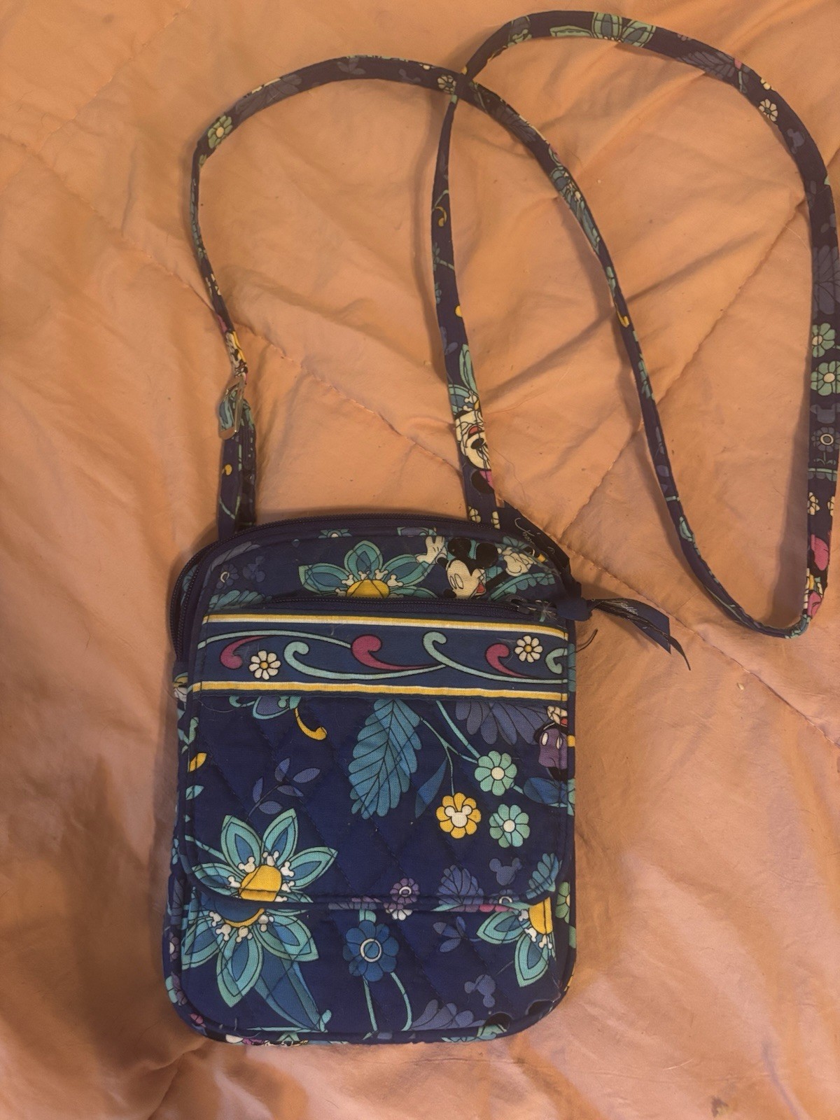 Vera Bradley Authentic Disney Mickey & Minnie Crossbody Purse