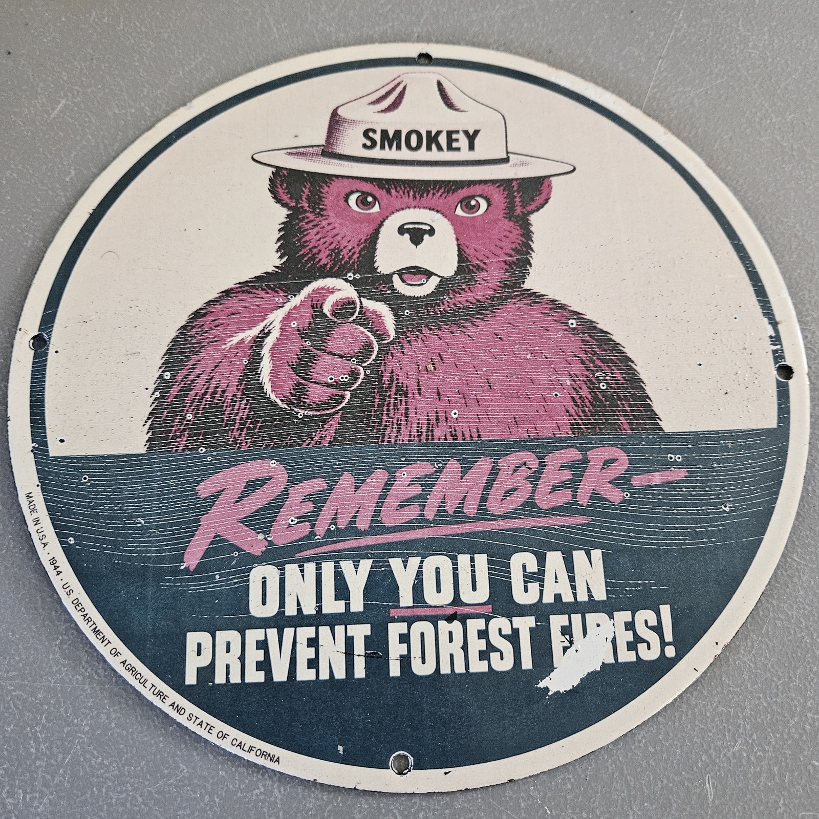 VINTAGE 1944 SMOKEY BEAR 12\