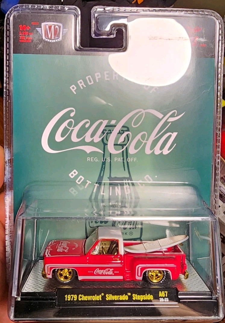 M2 Machines 1979 Chevy Silverado Stepside Coca Cola CHASE 1 Of 750