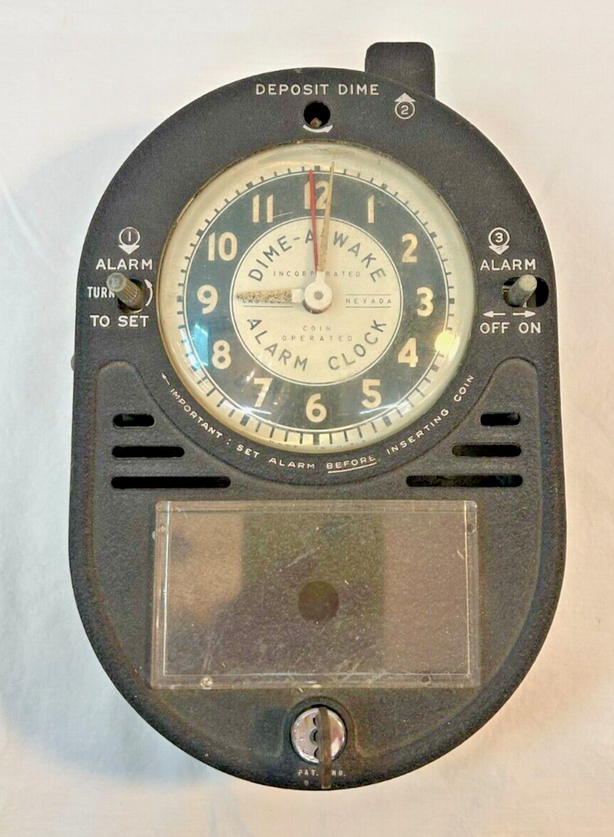 VTG Dime-A-Wake Coin Op Vending Alarm Clock w/key