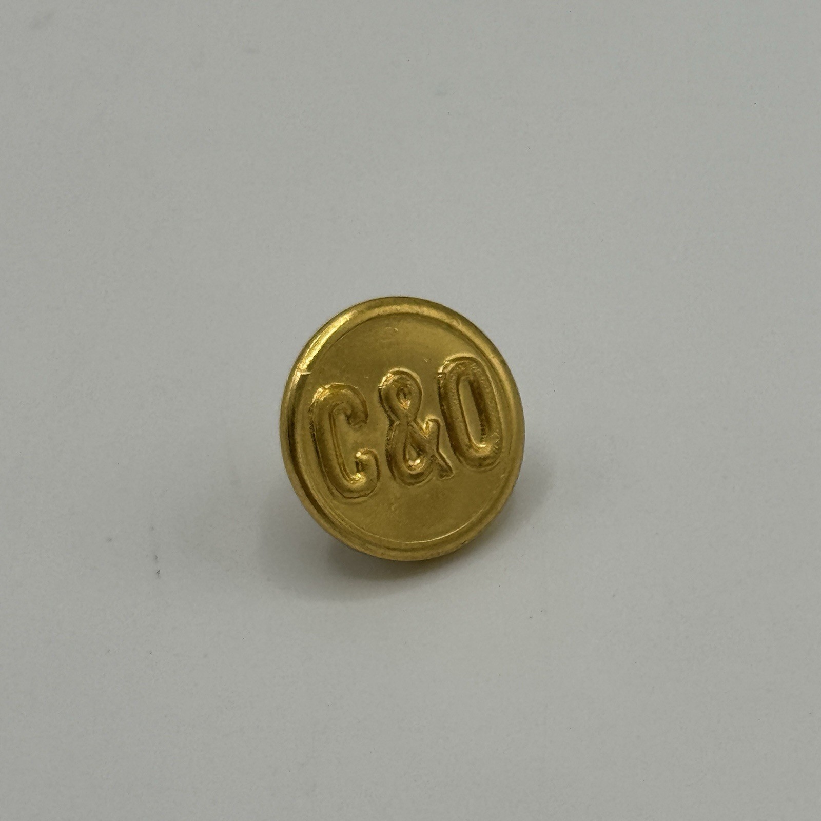 Vintage C&O Railway Uniform Button Chesapeake & Ohio Gold Tone 