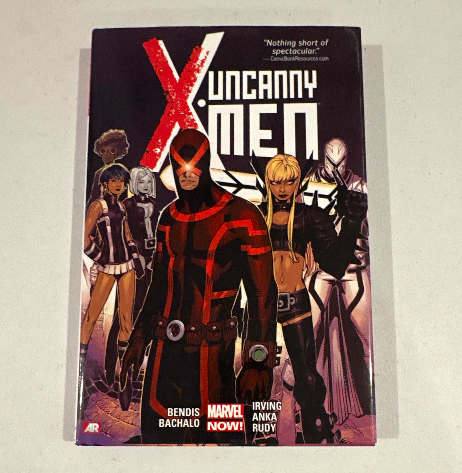 Uncanny X-Men Vol. 1 Hardcover Brian Michael Bendis Chris Bachalo - 1st Printing Uncanny X-Men Vol. 1 Hardcover Brian Michael Bendis Chris Bachalo - 1st Printing