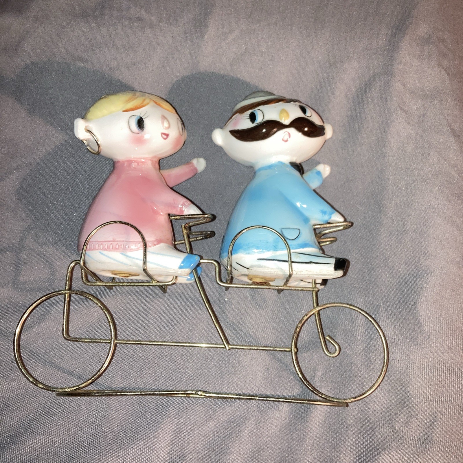 Vintage 1950s Relco Wire Bicycle Frame Ceramic Man Woman Salt Pepper Shakers 