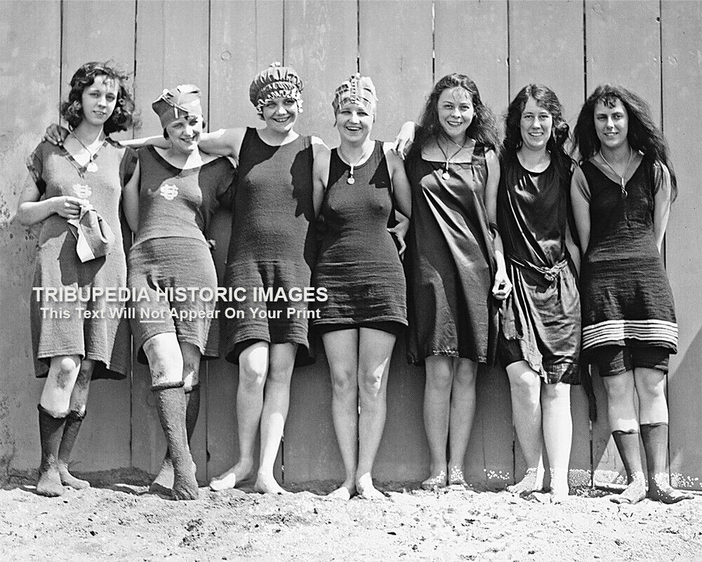 1920s Flapper Girls Swimsuits Photo - Washington Municipal Bathing Beach Opening