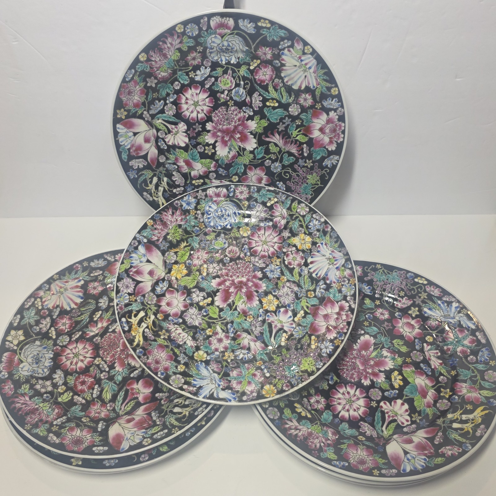 8 VTG Chinese Famille Noir Rose Mille Fleur Thousand Flowers Dinner Plates 10\