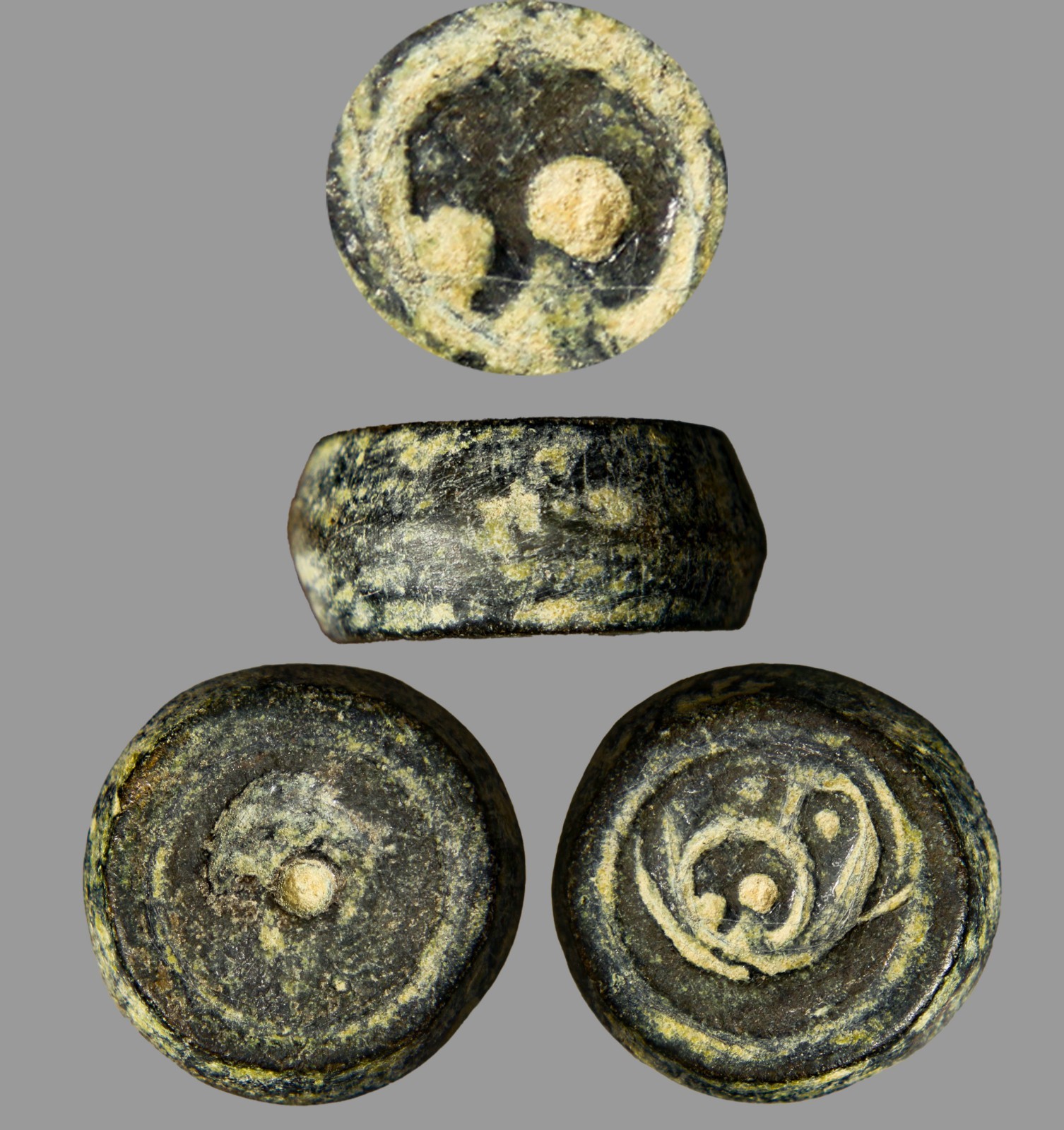 Antiquity Roman Bronze 2 Solidi Weight 8.41g Stamped Bear Animal Seal AD 100-400