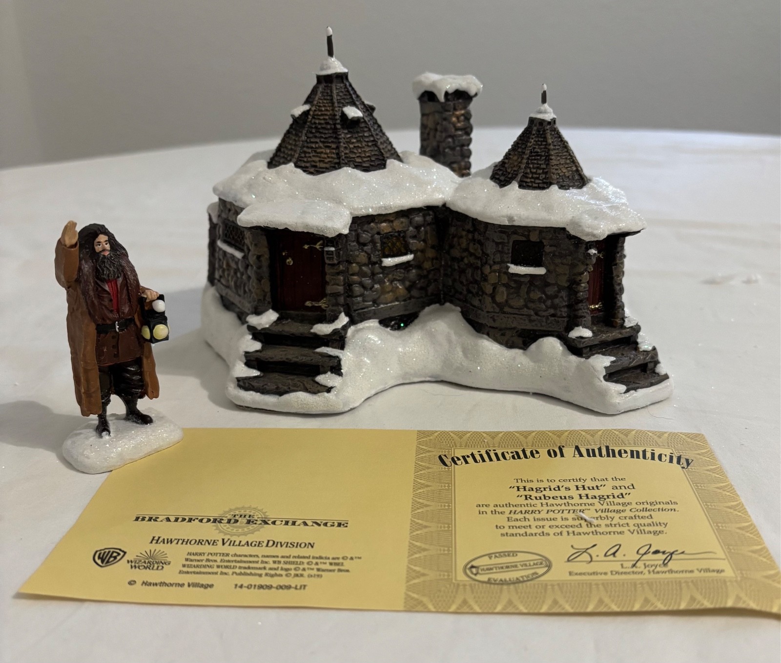 Bradford Exchange Harry Potter Collection Hagrid’s Hut And Hagrid with COA