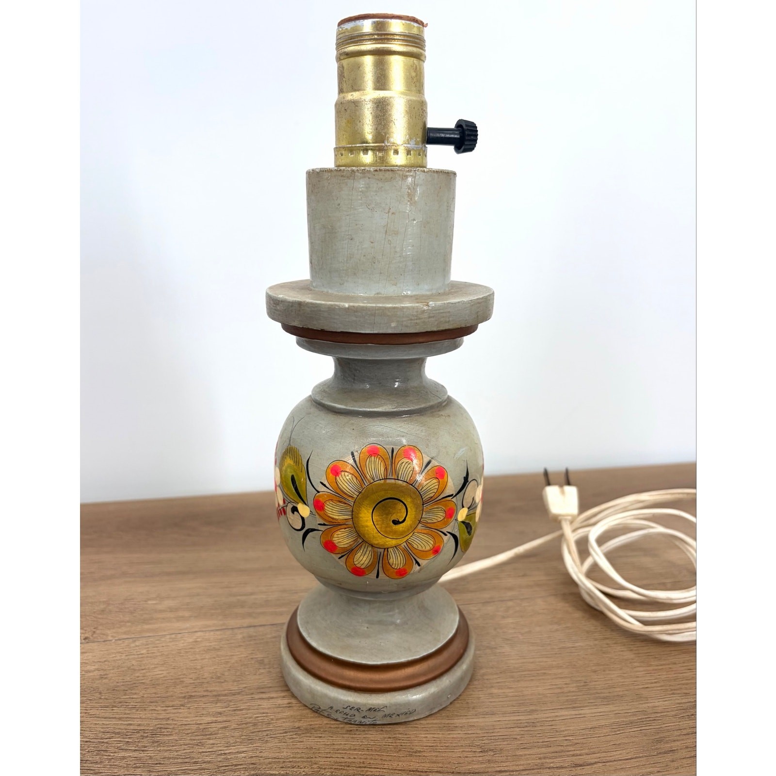 Vintage Signed Ser-Mel Tonalá Mexican Folk Art Lamp Hand Painted Papier Mâché