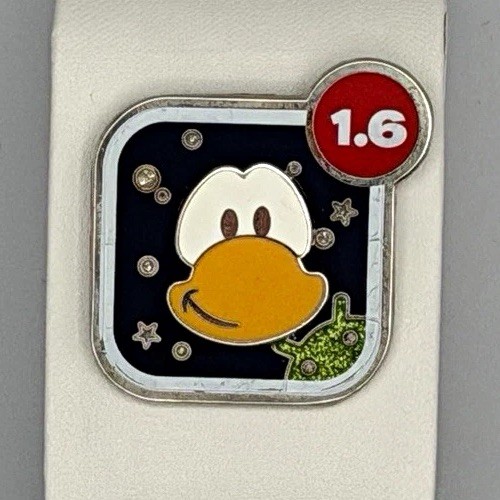 Disney Club Penguin 1.6 Exclusive App Pin Penguin Face Android Glitter