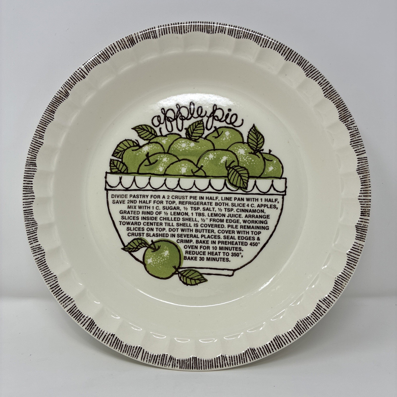 Vintage Royal China By Jeannette Green Apple 2” Deep Dish Pie Plate Recipe 11”