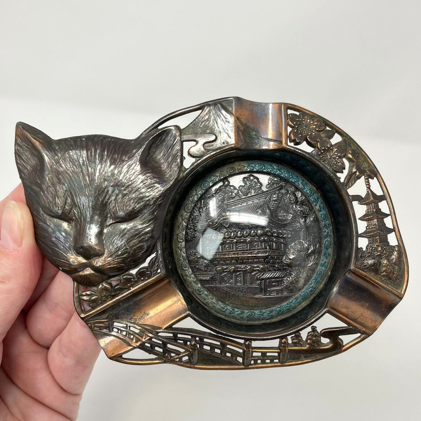 Vtg Japanese Metal Copper Ashtray Toshogu Shrine Nikko Japan Sleeping Cat - RARE