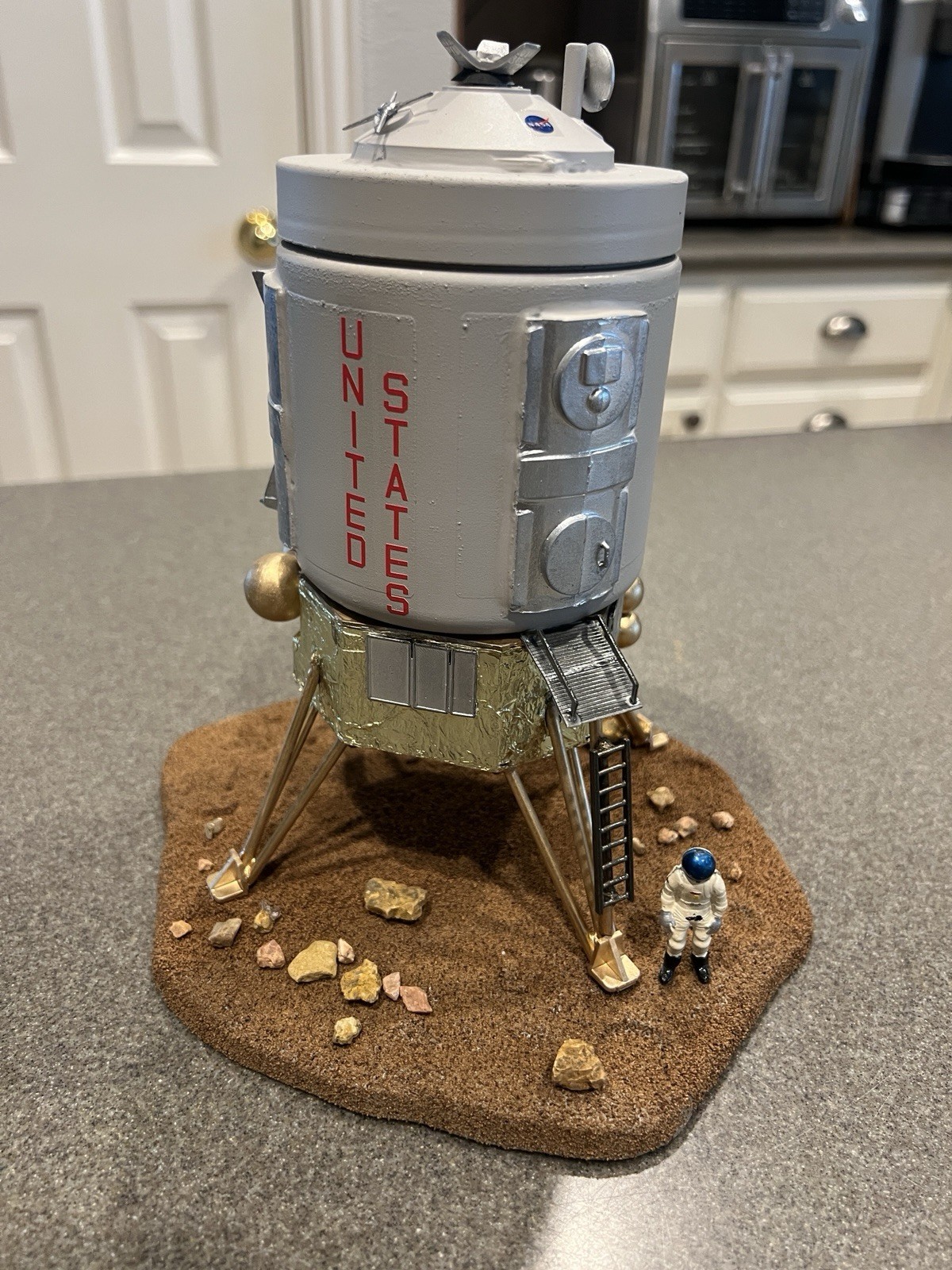 Revell 1/48 Built Artemis HLS Lunar Module Vintage Space Parts - L@@K